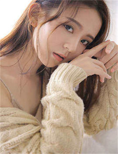 《美女诱惑性感揉胸》